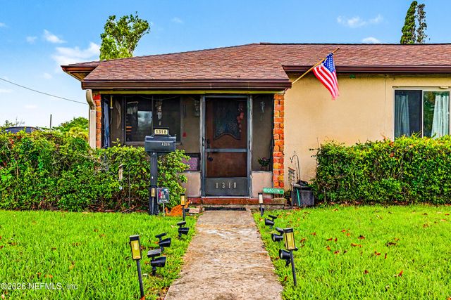 1318 8TH Street N, Jacksonville Beach, FL 32250