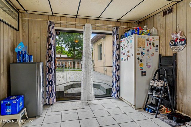 1318 8TH Street N, Jacksonville Beach, FL 32250