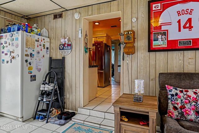 1318 8TH Street N, Jacksonville Beach, FL 32250
