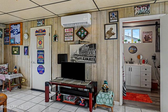 1318 8TH Street N, Jacksonville Beach, FL 32250