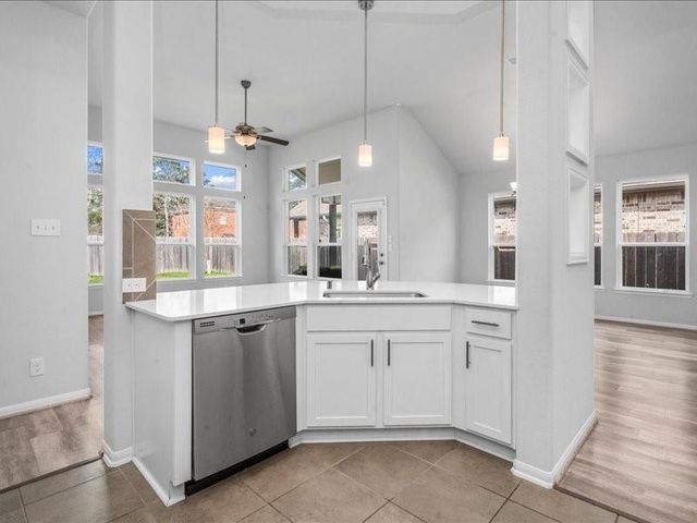 15419 Lakewood Terrace Drive, Tomball, TX 77377