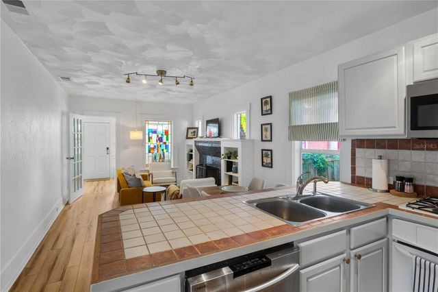 918 16TH STREET W, Bradenton, FL 34205