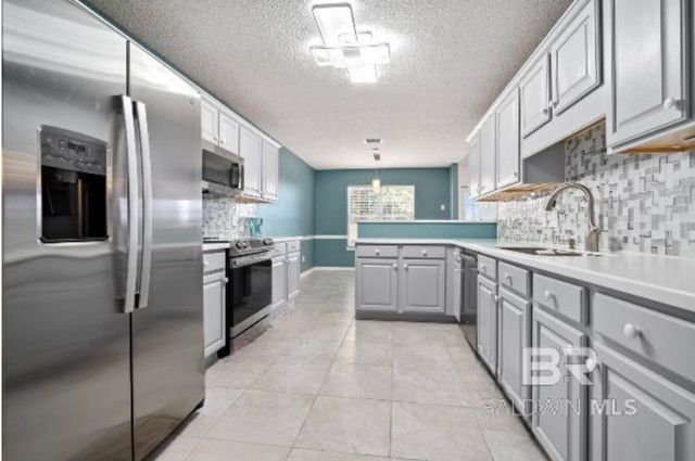 1897 Burnham Court, Mobile, AL 36695