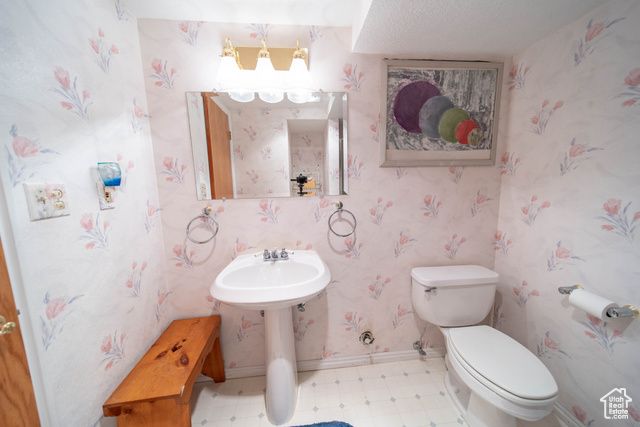 1416 W VALLEY VIEW DR, Wellington, UT 84542