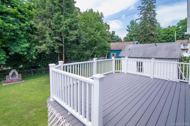 74 Oregon Road, Cortlandt Manor, NY 10567
