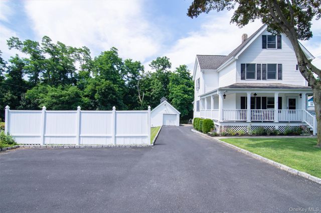 74 Oregon Road, Cortlandt Manor, NY 10567