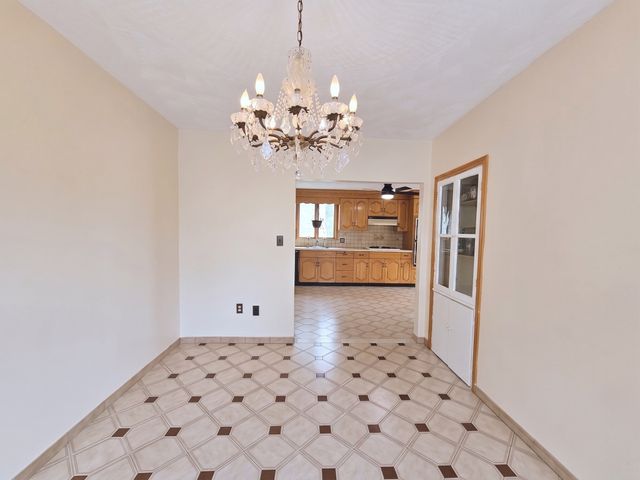 238 School Street 3, Somerville, MA 02145