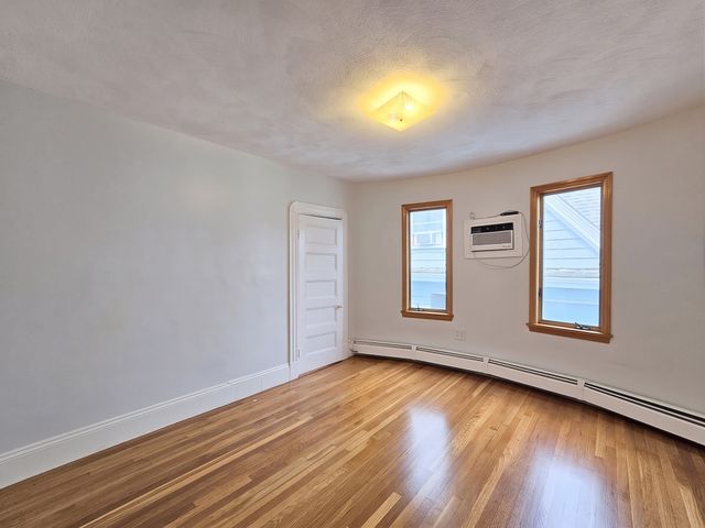 238 School Street 3, Somerville, MA 02145
