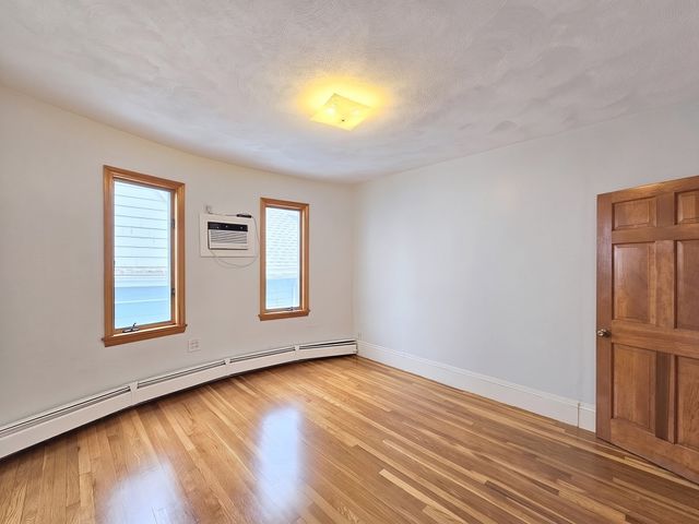 238 School Street 3, Somerville, MA 02145