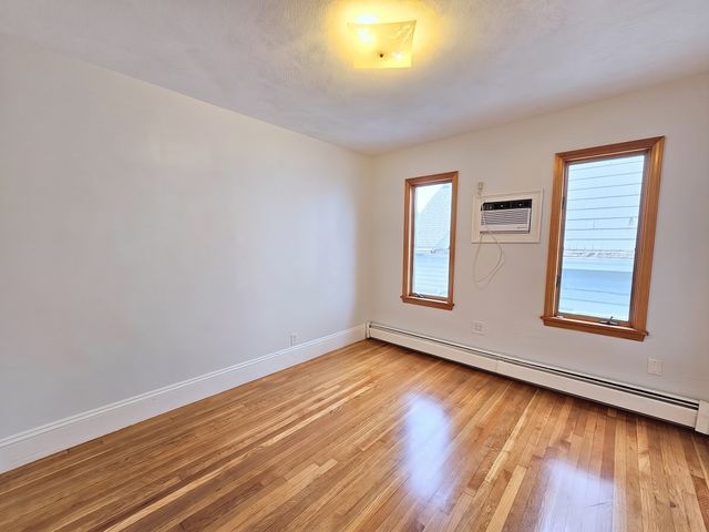 238 School Street 3, Somerville, MA 02145