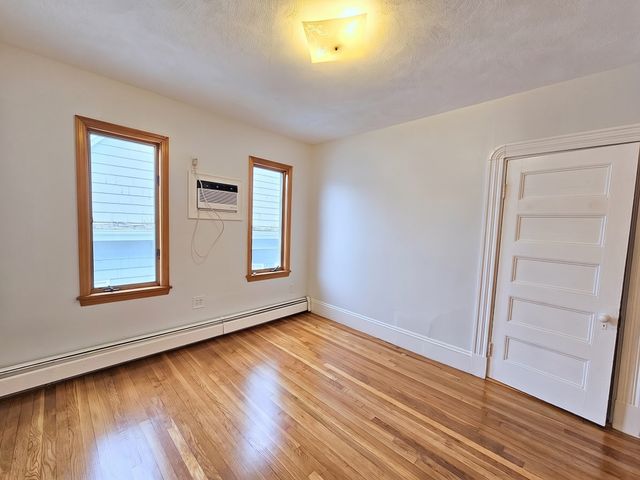 238 School Street 3, Somerville, MA 02145