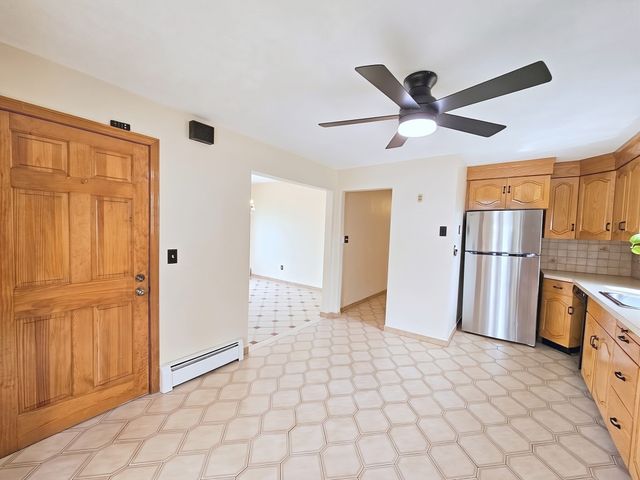 238 School Street 3, Somerville, MA 02145