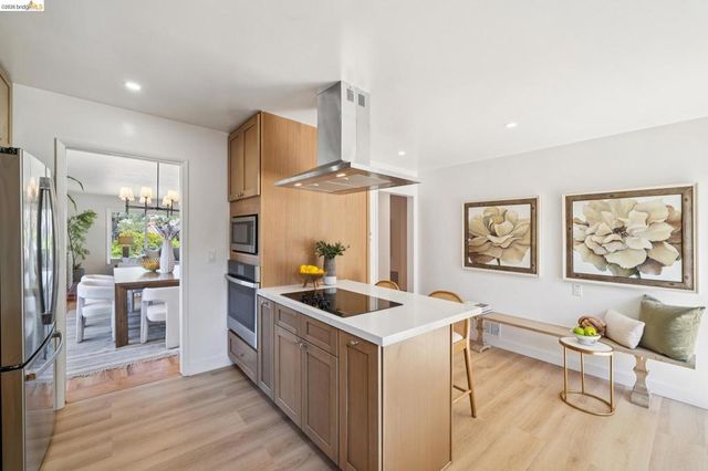 5263 Proctor Avenue, Oakland, CA 94618