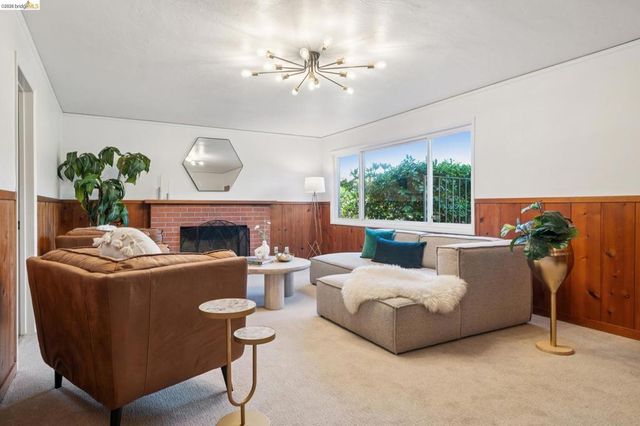 5263 Proctor Avenue, Oakland, CA 94618