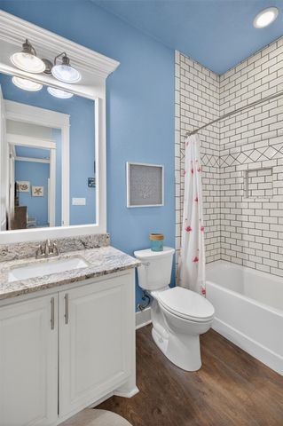 844 Eastview, Crystal Beach, TX 77650