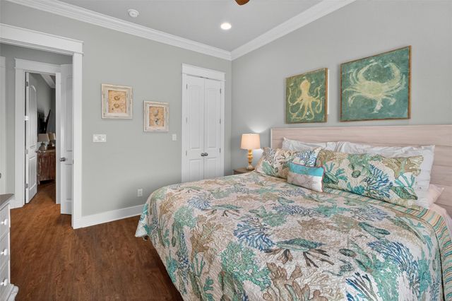 844 Eastview, Crystal Beach, TX 77650