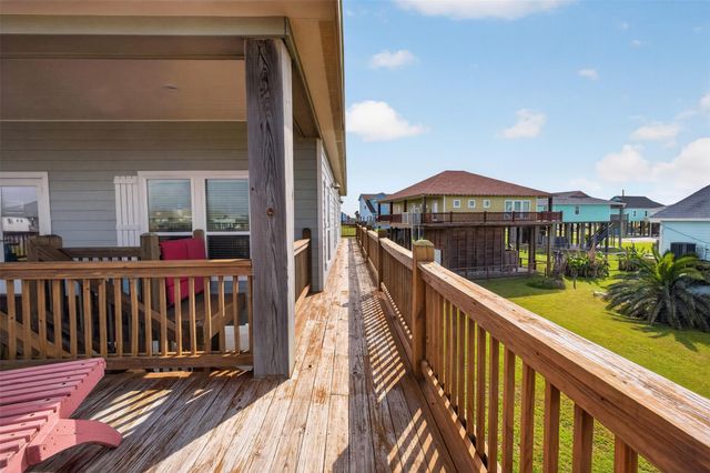 844 Eastview, Crystal Beach, TX 77650