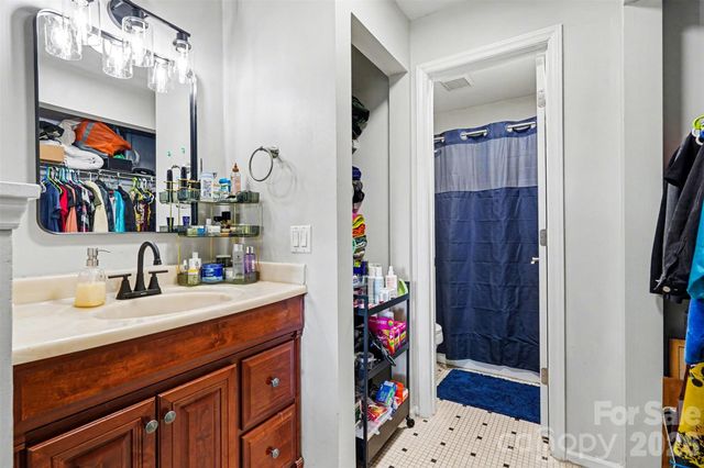 2512 Cranbrook Lane 3, Charlotte, NC 28207