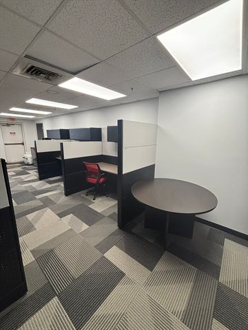 11 Almgren Dr A26, Agawam, MA 01001