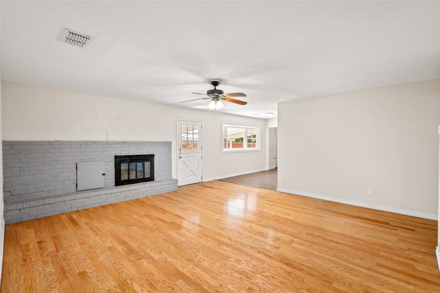 407 John Arden Drive, Waxahachie, TX 75165