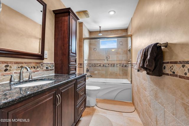 101 Rosemont Drive, Morganville, NJ 07751