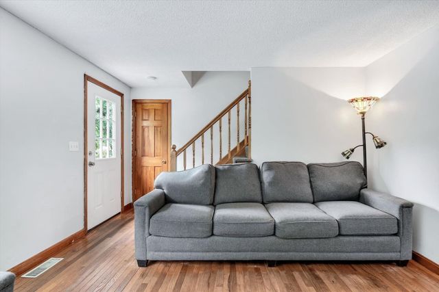 69R Anthony St, Berkley, MA 02779