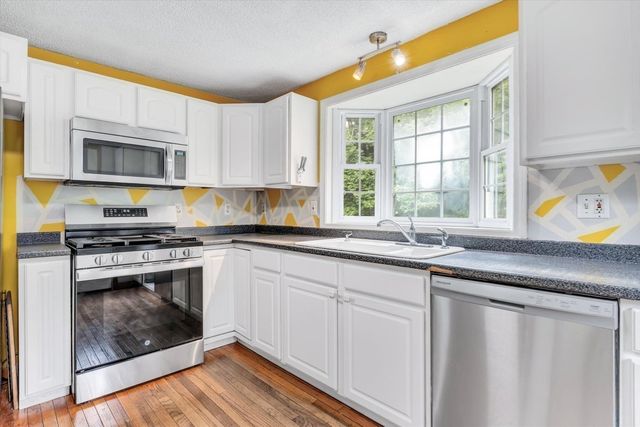69R Anthony St, Berkley, MA 02779
