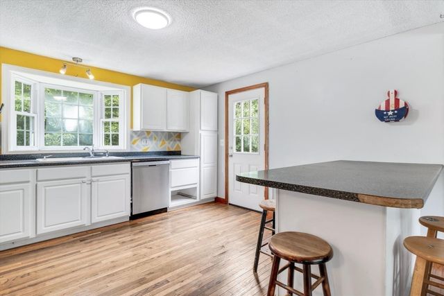 69R Anthony St, Berkley, MA 02779
