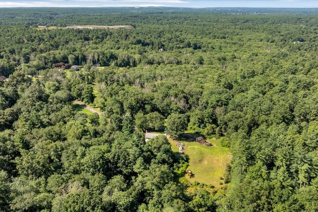 69R Anthony St, Berkley, MA 02779