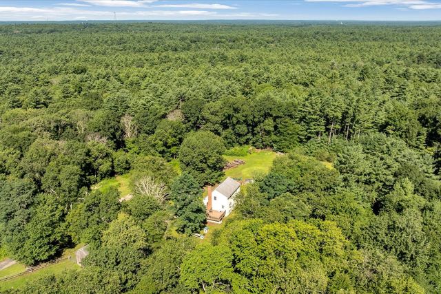 69R Anthony St, Berkley, MA 02779