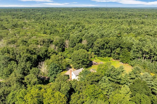 69R Anthony St, Berkley, MA 02779
