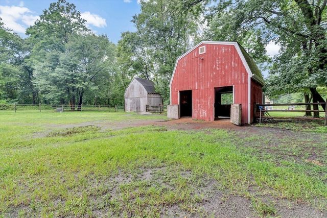 69R Anthony St, Berkley, MA 02779