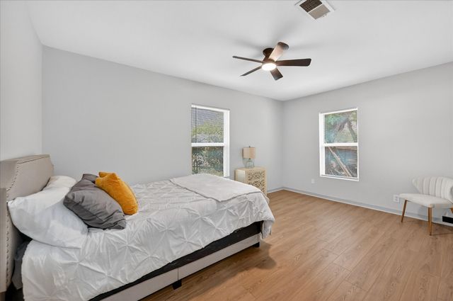 6628 Onyx Drive N, North Richland Hills, TX 76180