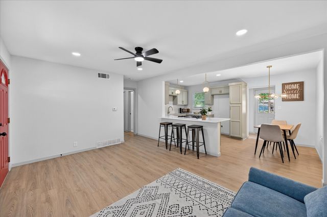 6628 Onyx Drive N, North Richland Hills, TX 76180