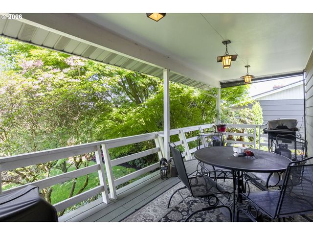 13725 Ne FREMONT Ct, Portland, OR 97230