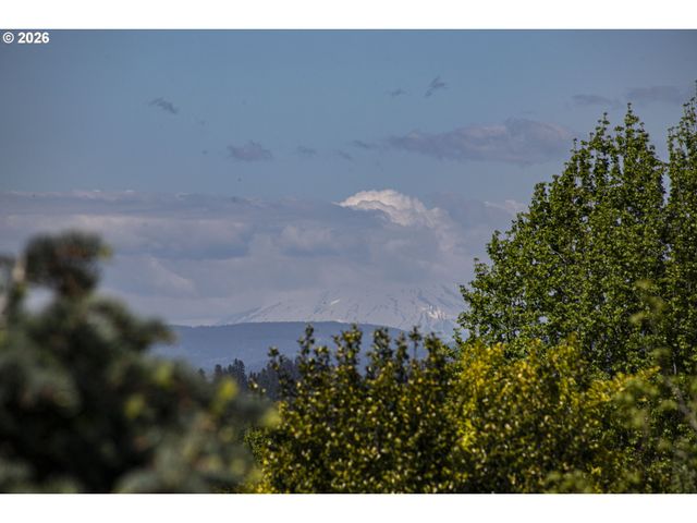 13725 Ne FREMONT Ct, Portland, OR 97230