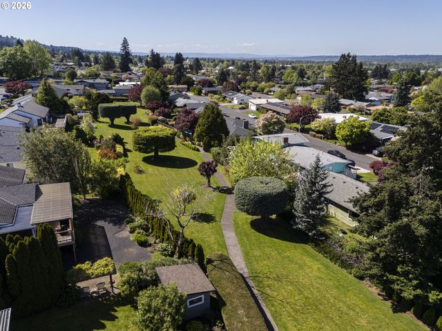 13725 Ne FREMONT Ct, Portland, OR 97230
