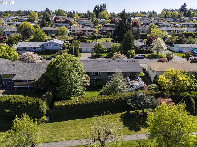 13725 Ne FREMONT Ct, Portland, OR 97230