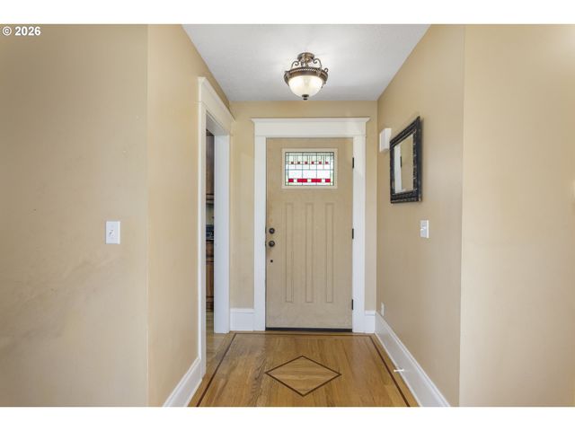 13725 Ne FREMONT Ct, Portland, OR 97230