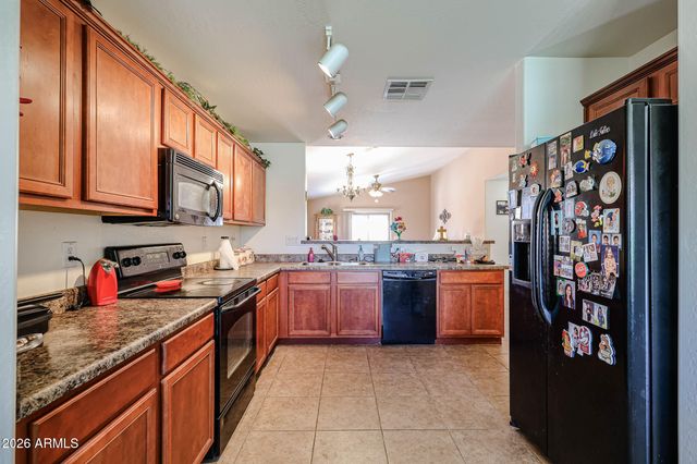 16600 W DESERT BLOOM Street, Goodyear, AZ 85338
