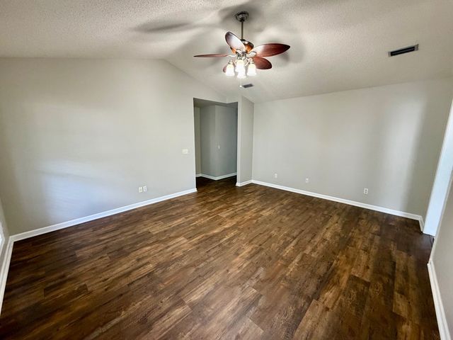 142 Tree Crest Dr., Dothan, AL 36301