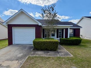 142 Tree Crest Dr., Dothan, AL 36301