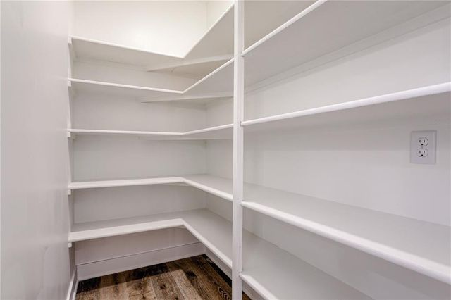 4709 NW Sienna Ridge, Riverside, MO 64150