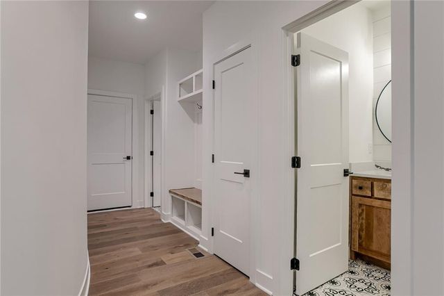 4709 NW Sienna Ridge, Riverside, MO 64150