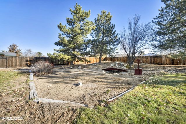2639 Wildrye Court, Minden, NV 89423