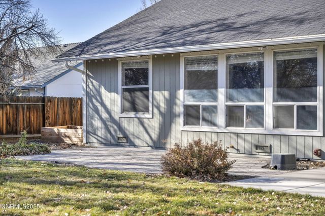 2639 Wildrye Court, Minden, NV 89423