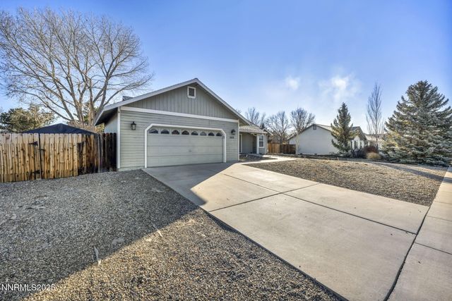 2639 Wildrye Court, Minden, NV 89423