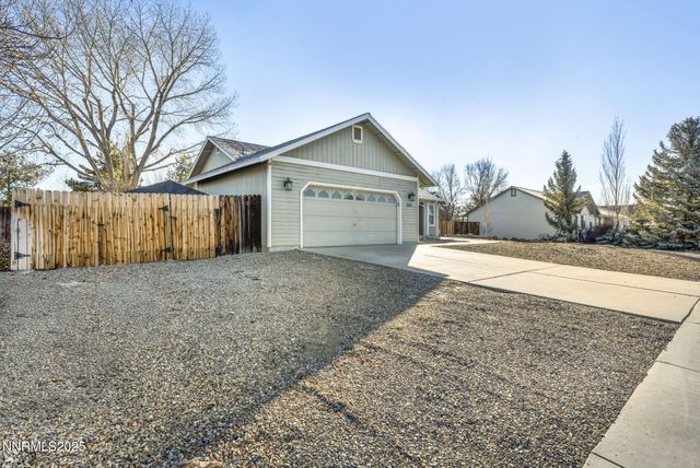 2639 Wildrye Court, Minden, NV 89423