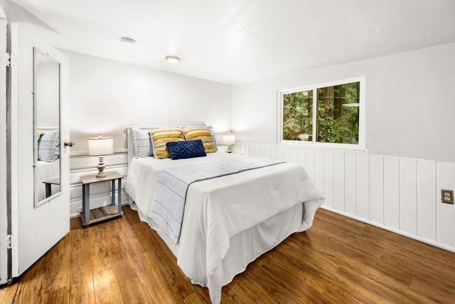 650 Lakeview Drive, Felton, CA 95018