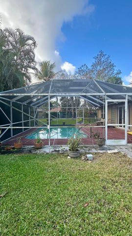 112 Princess Court, Royal Palm Beach, FL 33411